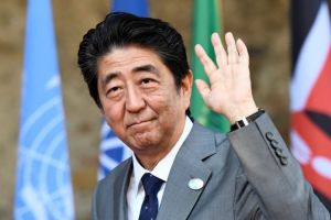 Premieră: Prim-ministrul japonez va vizita România