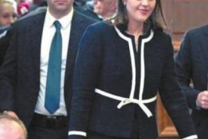 MOMENT CRITIC pentru Kovesi. Şefa DNA, CHEMATĂ ÎN JUDECATĂ! Este implicat un judecător de la CAB. DOSAR EXPLOZIV!