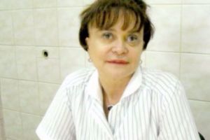 Situaţie ȘOCANTĂ în Iaşi! O fostă profesoară, ABANDONATĂ la urgenţă. Doctoriţa scuipa se­minţe lângă pacienta cu hemoragie