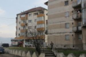 Apartamente centrale încălzite pe lemne, refuzate la reabilitare pe fonduri europene!