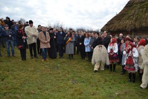 FOTO. Peisaj minunat, colinde tradiţionale şi prezenţă fără precedent. Câştigătorii Festivalului de la Negreşti-Oaş