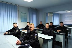 Elevi jandarmi în practică la Jandarmeria Alba