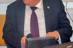 Chirurgul prof. univ. dr. Eugen Târcoveanu, impresionat de dotarea şi de chirurgii Spitalului ...