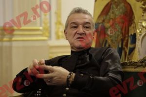 Gigi Becali a fost dat afară din vestiarul Stelei: „Ce cauţi tu aici? Du-te şi aşteaptă-mă la birou, că habar n-ai ”