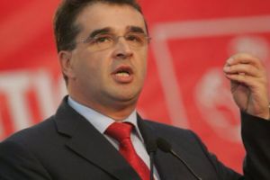 Marian Oprişan (PSD) vrea restructurarea totală Guvernului