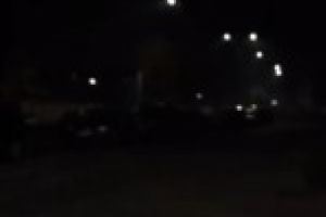 VIDEO: Iluminatul public pe strada Grigore Alexandrescu a fost pe “party mode” in weekend