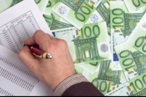 Se dau bani de la stat: peste 16.000 de români vor primi fonduri în ianuarie