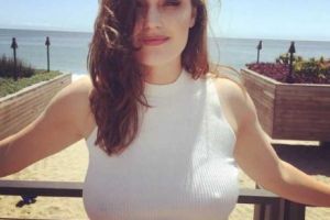 BIG BOOBS, generaţia-bombă. Pur şi simplu SUNT PREA FIERBINŢI. E mult până la la primul click. Galerie foto INCENDIARĂ