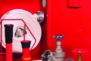 Argeşenii care stau la case, obligaţi să monteze hidranţi