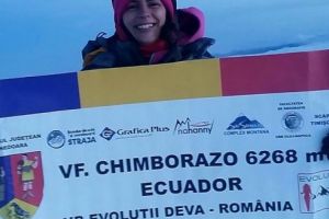 Alpinista Alexandra Marcu a reuşit să cucerească cel mai înalt vârf din Munţii Anzi