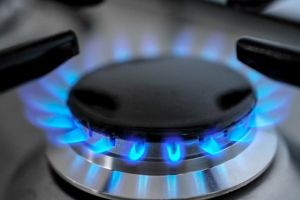 Gazele naturale pentru populaţie se scumpesc cu peste 8%, de mâine