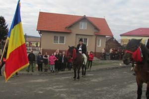 VIDEO, FOTO: Balul Ionilor, respectat cu sfinţenie la Lunca Tecii