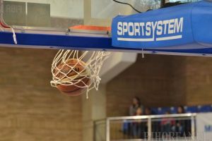 Succes facil pentru baschetbalişti: CSM CSU Oradea a învins Dinamo cu 104-65
