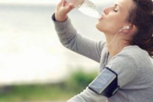 John Thomas – Ghidul tinereţii fără bătrâneţe (XXII): Oboseala şi apa