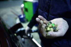 Senatorii au decis eliminarea majorarii accizei la carburanti