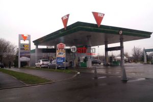 UPDATE. Jaf la benzinăria Mol. Mascatul a strigat: Money!