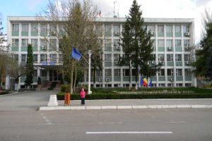 Au fost semnate contractele de finanţare pentru reabilitarea a două unităţi preşcolare din Turnu Măgurele