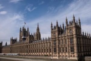 Este şocantă STATISTICA! Cea mai mare ATRACŢIE a parlamentarilor este ACCESAREA site-urilor PORNO