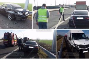 Izbiti de un microbuz pe autostrada Arad – Timisoara