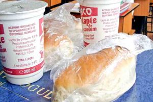 Peste 1,9 milioane de euro alocaţi judeţului Alba pentru ”Programul pentru şcoli al României”, fostul ”Laptele şi cornul”