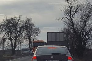 Accident CUMPLIT pe DN7! Impact DEVASTATOR cu o remorcă