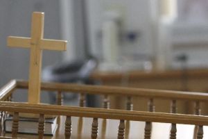 Cercetaţi pentru tâlhărie calificată