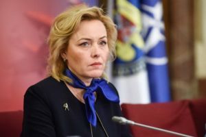 Reglări de conturi: Carmen Dan vrea demiterea şefului Poliţiei Române şi capul şefului de la Omoruri