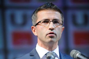 Chestiunea autostrăzii Moldova rămâne fierbinte. Senatorul Dragoş Benea îi bate obrazul primarului Iaşului