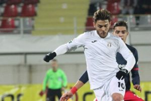 Ioniţă face căt doi