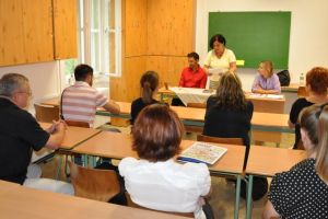 Salariile profesorilor neachitate şi amânate. Situaţia e neclară