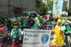 12 şcoli din judeţ înscrise în programul „Patrula de reciclare”