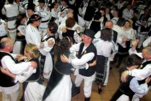 GALERIE FOTO, VIDEO: Distracţie pe cinste la Chiher de Balul Însuraţilor