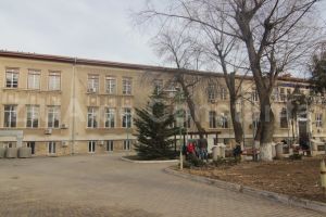 Universitatea Ovidius“ pierde procese pe banda rulanta: A fost obligata sa achite, din nou, penalitati pentru un contract de paza (document)