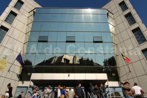 Cernavoda. Iubire sfarsita intr-o lama de cutit!: O femeie a fost condamnata cu suspendare