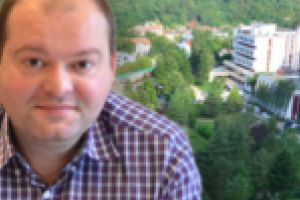 Primarul Miclău vrea eficienţă termică pe bani europeni