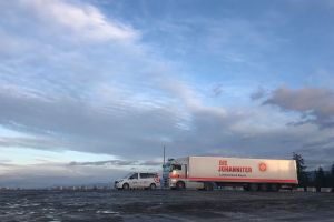 Tăşuleasa Social a dus camionul cu daruri şi peste Prut, în raionul înfrăţit cu Bistriţa-Năsăud