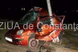 Oficial de la IPJ Constanta. Cum s-a produs accidentul din aceasta noapte din Mamaia Nord. Soferul, in stare grava
