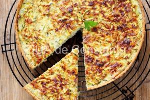 Tarta sarata cu ton si dovlecei