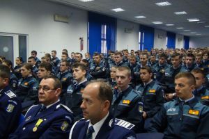 Azi începe concursul de admitere în şcolile de poliţie. Zeci de candidaţi din Satu Mare