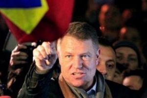 Iohannis: ”E nevoie de o implicare civică maximă”. Șeful statului cheamă oamenii să apere Justiţia