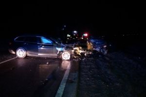 Accident grav la Dărmăneşti, provocat de un şofer în vârstă de 18 ani