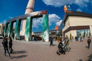 Brandurile din Iulius Mall Suceava sărbătoresc noul an cu reduceri de până la 70%