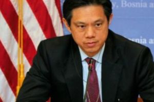 Brian Hoyt Yee, secretar de stat adjunct al SUA pentru Europa şi Eurasia, şi-a dat DEMISIA! În 2017, lăuda protestele din România