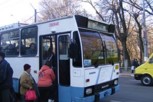 Mai mulţi bani pentru Transloc! Petcu a votat împotrivă!