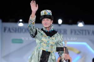 Mandat de arestare in lipsa pentru fostul edil, Radu Mazare 