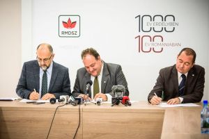 UDMR caută să atragă iar maghiarii într-un scandal pe tema autonomiei