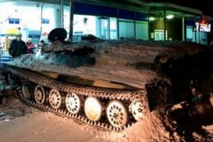 Un rus a furat un tanc pentru a face rost de o sticlă de alcool