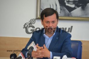 Romanescu nu se lasă! Insistă să pună un city manager la Târgu-Jiu!