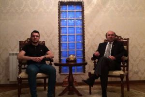 Încă o escrocherie universitară pentru familia Toader. Mezinul ministrului, bursier transferat miraculos la Zi de la Fără Frecvenţă