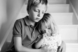 Călăi sau părinţi?. 12 copii din judeţ au fost abuzaţi sexual, anul trecut